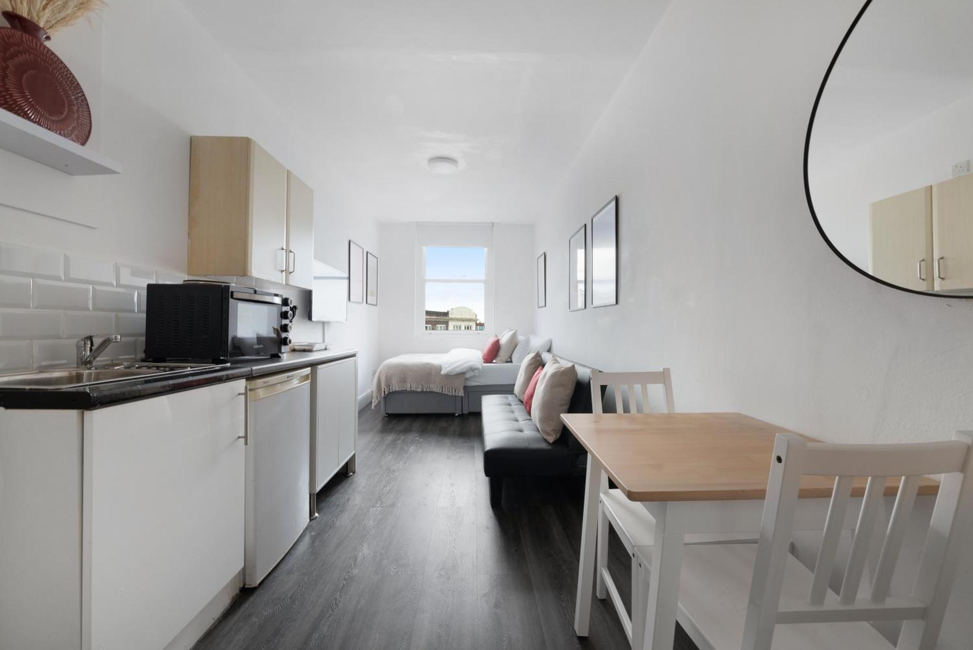 Archway Station Studios London Room photo
